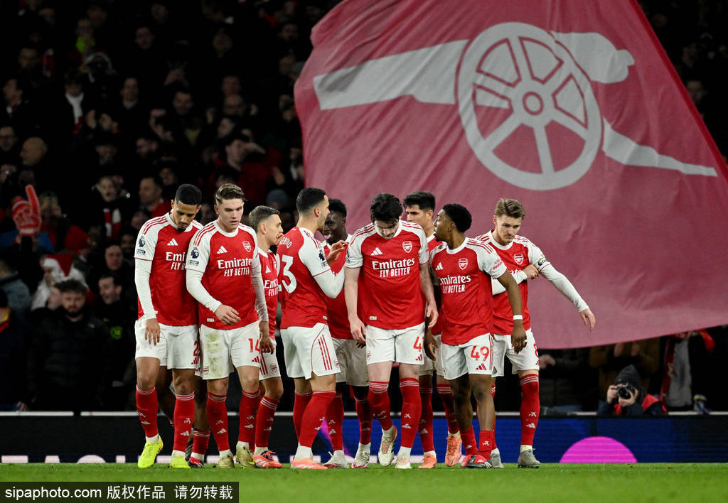 比赛日：萨拉赫“谢幕战”助攻利物浦 拜仁险输副班长